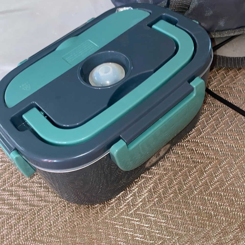 Dupasu Electric Lunch Box.